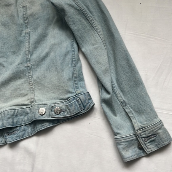 ⭐️j. Crew Indigo Denim Jacket⭐️ - Picture 9 of 14